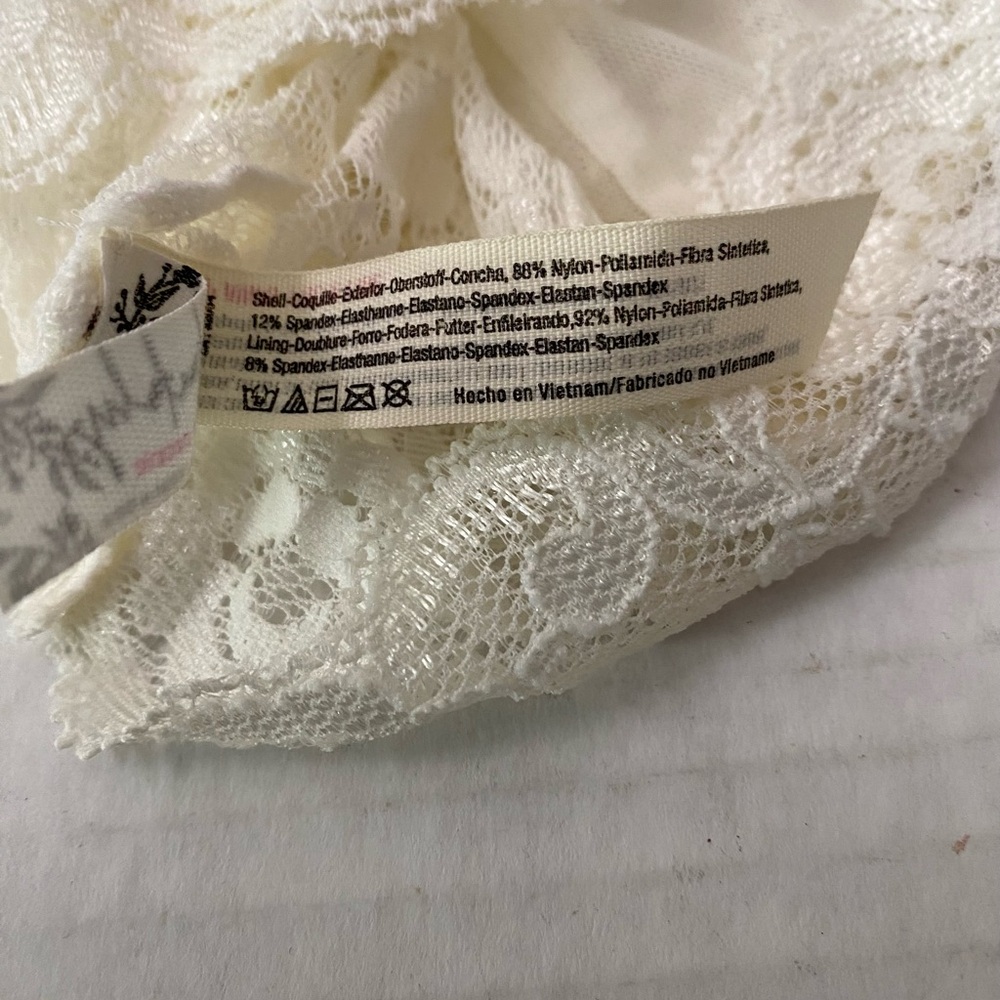 Free People Intimately 2 Lace Bralette’s Size S - Picture 10 of 16